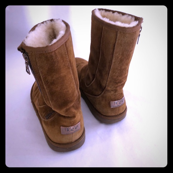 uggs with zipper on side